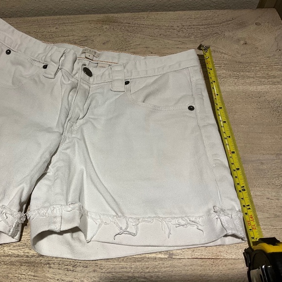 J.Crew Stretch Denim Roll Up Cuffed Jeans Cutoff Shorts White Size 4 - Picture 10 of 13
